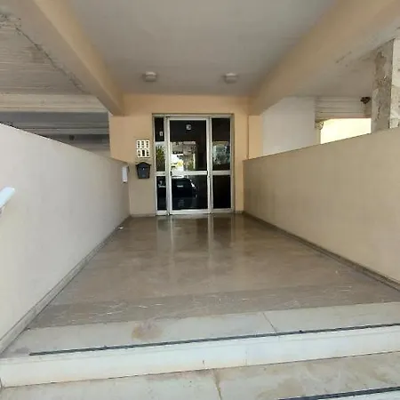 Hidden Gem Ii Loutráki